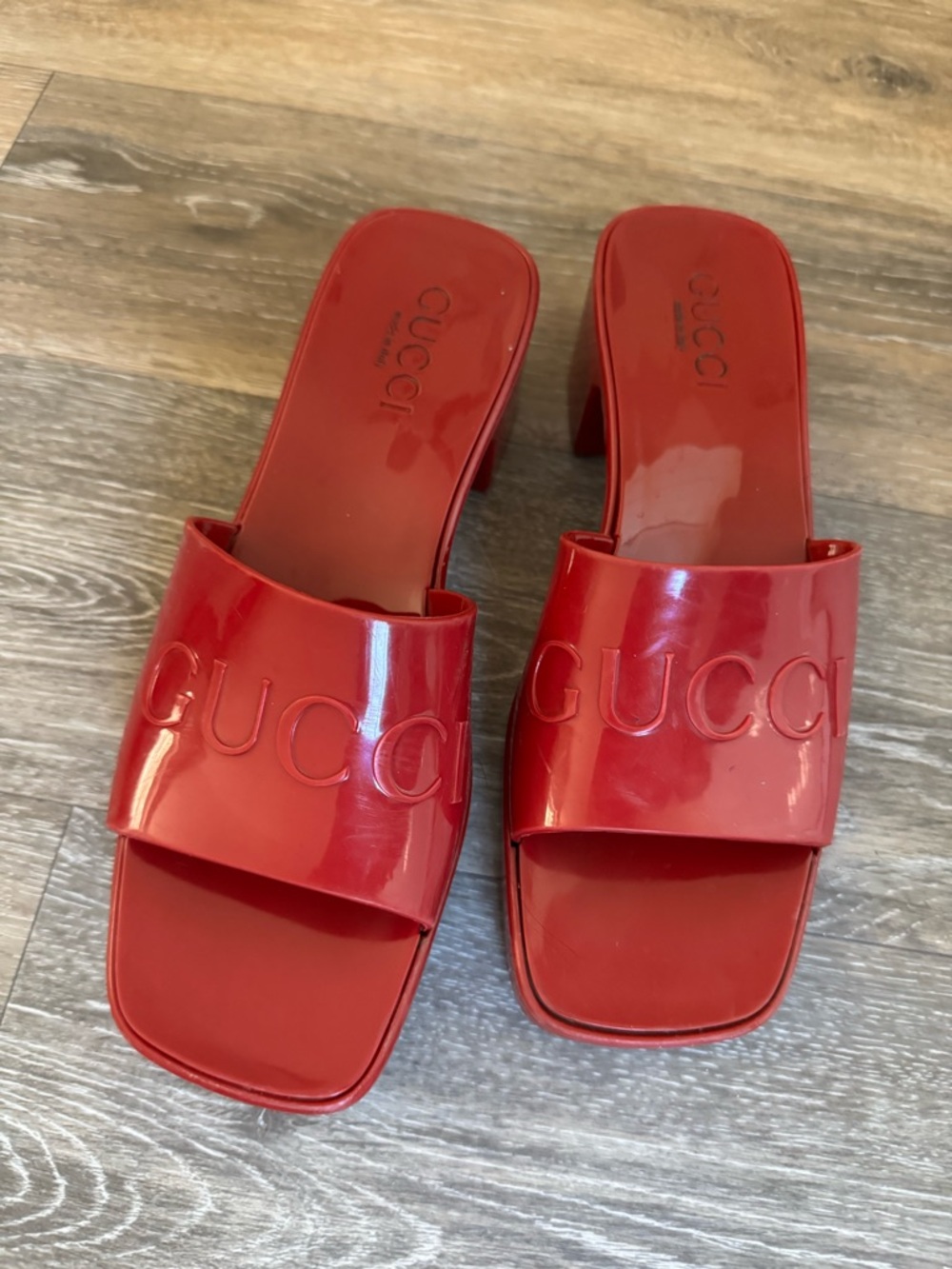 Gucci Red Patent Slide Sandals sz 37